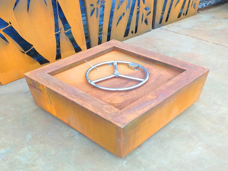 <h3>The Best Fire Pits Under $350 - HGTV</h3>
